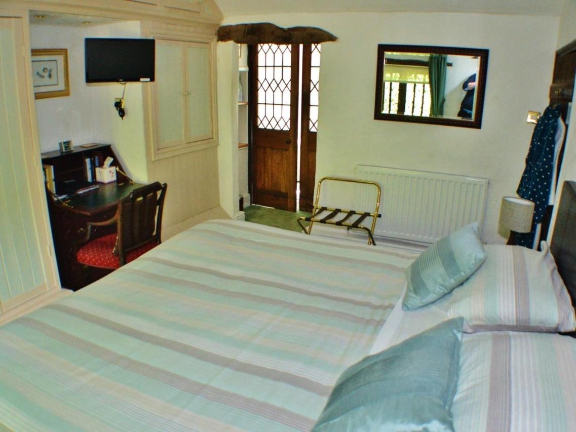 Church Villa B & B Chesterfield Exterior photo